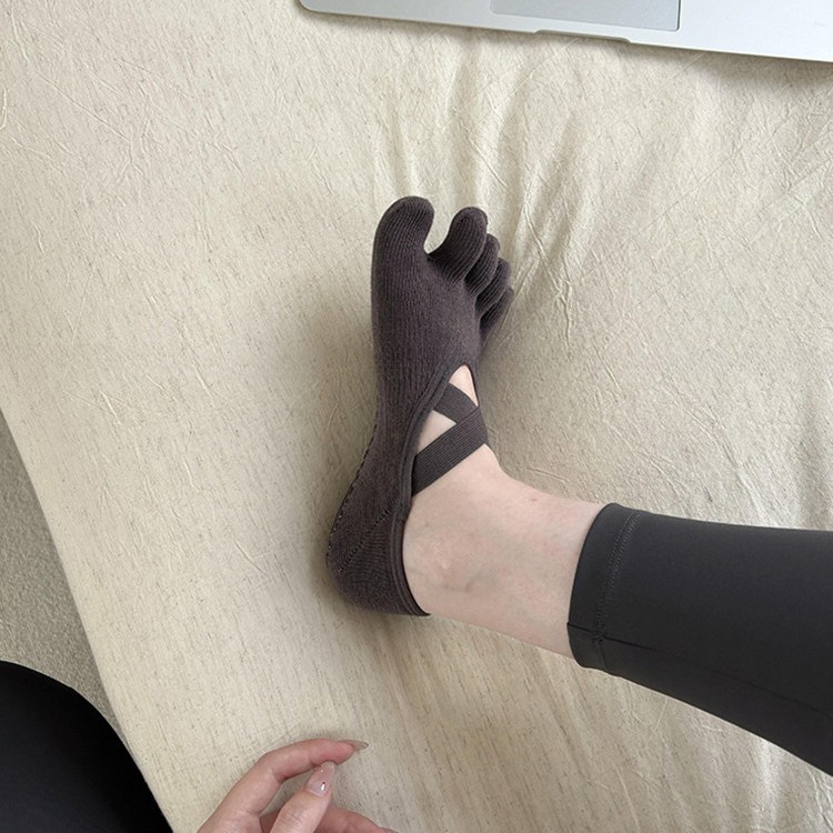 Women's Criss-Cross Strappy Fi - đánh giá và giá Pilates Yoga And Barre